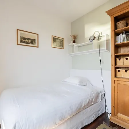 Apartment Veeve - Literary Radiance